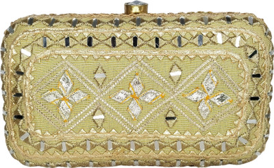 tanvir designer shop Party, Casual Gold  Clutch