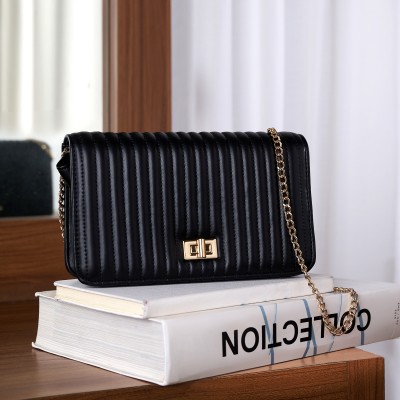 ACCESSORIZE LONDON Casual Black  Clutch