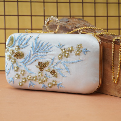 FOR THE BEAUTIFUL YOU Party White  Clutch