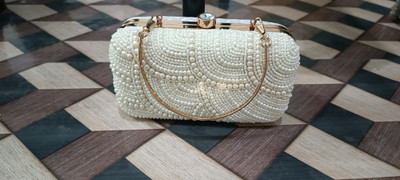 Zari and Fashion Party White  Clutch