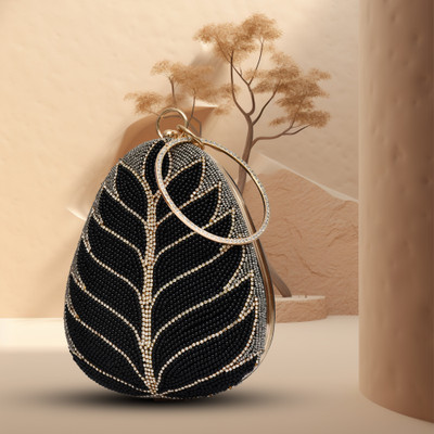 FOR THE BEAUTIFUL YOU Party Black  Clutch