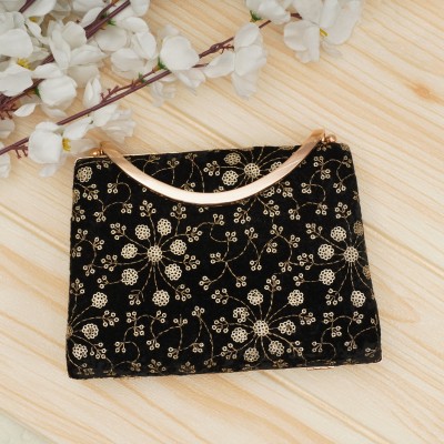 FOR THE BEAUTIFUL YOU Casual, Party, Formal Black  Clutch