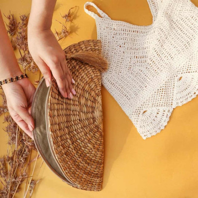 Onearth Formal, Party, Casual Brown  Clutch