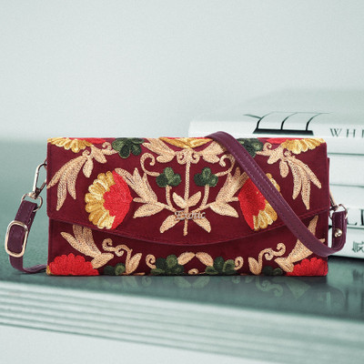 Exotic Party, Casual Maroon  Clutch