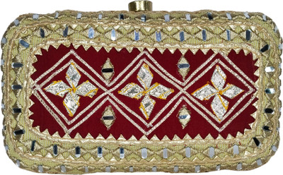tanvir designer shop Party, Casual Maroon  Clutch