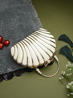 Tooba Handicraft Party White  Clutch