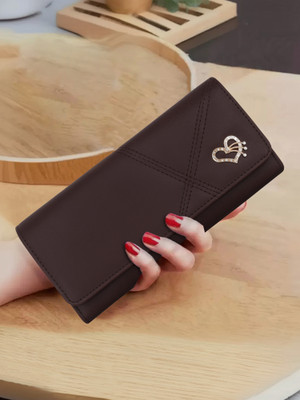 Reshu Casual Brown  Clutch