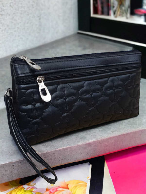 AARFA ENTERPRISES Casual Black  Clutch