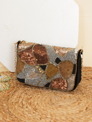 Fabbhue Casual Multicolor  Clutch