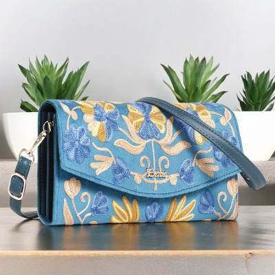Exotic Party, Casual Blue  Clutch