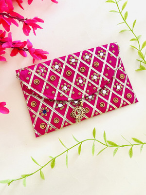 byra Party Pink  Clutch