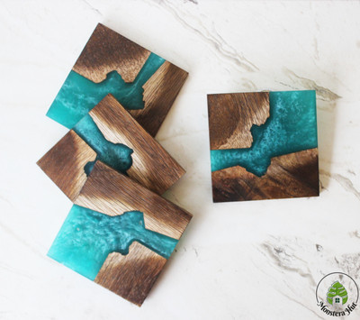 Monstera Hut Square Reversible Wood Coaster Set(Pack of 4)