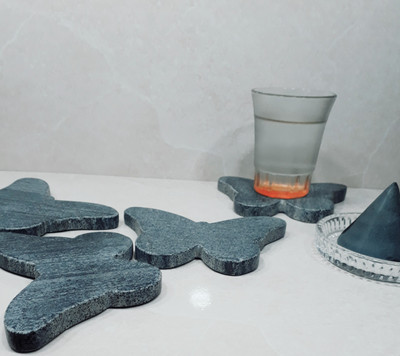 KRAFT CLOUDS Triangle Marble Coaster Set(Pack of 4)