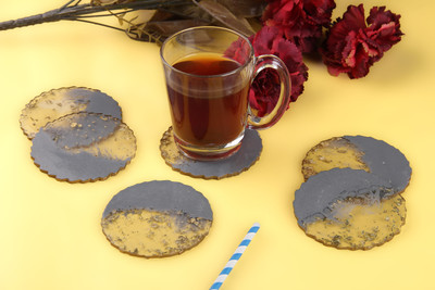 Vatsin Round Reversible Resin Coaster Set(Pack of 6)