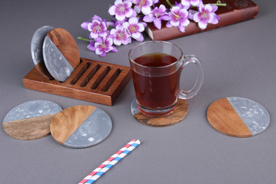 Vatsin Round Reversible Wood, Resin Coaster Set(Pack of 6)