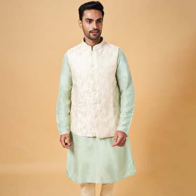 Indus Route by Pantaloons Self Design Men Waistcoat