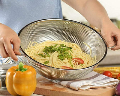 Prime Avtar Stainless Steel Round Hole Basket Fruit Drain Rice Mesh Sifter Colander Strainer Collapsible Colander(Silver Pack of 1)