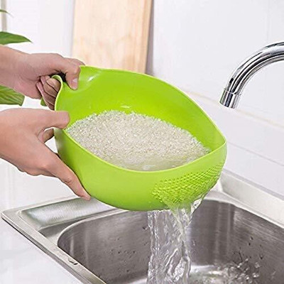 cloudnation Kitchen Rice Bowl Plastic Fruit Drain Basket with Handle Washing Basket (1 PCS) Collapsible Strainer(Green Pack of 1)