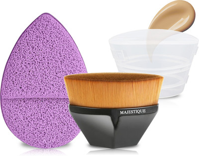 MAJESTIQUE Flat Foundation Brush with Facial Cleaning Sponge for Daily face Washing(2 Items in the set)