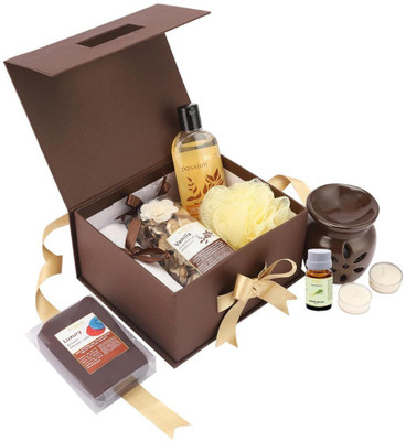 BodyHerbals Vanilla Bath and Body Care Gift Set for Women and Men|Luxury Hamper with Spa Accessories|Premium Gift Packaging|Unisex Gift Box(7 Items in the set)
