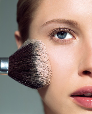 ADJD BEST MATTE FINISH LOOSE POWDER COMPACT & MAKEUP BRUSH FOR GIRL & WOMAN(2 Items in the set)