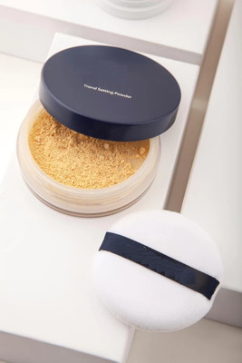 GFSU - GO FOR SOMETHING UNIQUE Lightweight & Long Lasting Matte Loose Powder Compact(Banana, 8 g)