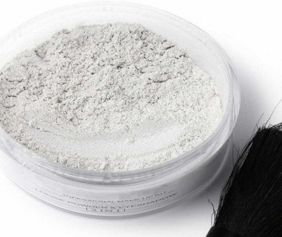 NADJA SHIMMERY SILVER POWDERY HIGHLIGHTER FOR ALL TYPE SKIN TONE Highlighter(SILVER SHINY)