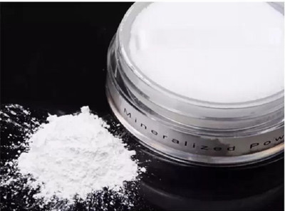 GABBU Translusent face shiny white setting loose powder weightless texture1 Compact(WHITE, 10 g)