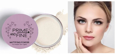 tanvi27 Weightless Stay Matte Finish Compact Powder Compact(SOFT LIGHT, 8 g)