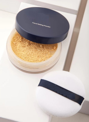GFSU - GO FOR SOMETHING UNIQUE Ultra Fine Loose Finish Powder Compact(beige, 8 g)