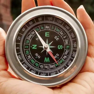 COMPAS Beyond North: The Science and Art Navigation of the Compass Compass(Silver)