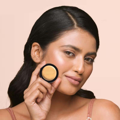 WOONGMI Proffesional Light Weight Full Coverage with Matte finish  Concealer(Yellow, 3.5 g)