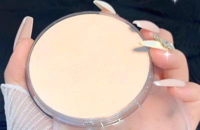 ADJD Concealer, pressed powder, controls oil, makes powder soft Concealer(LIGHT IVORY, 15 g)