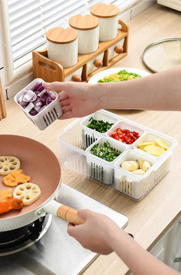 Flipkart SmartBuy Plastic Fridge Container  - 2300 ml(White)