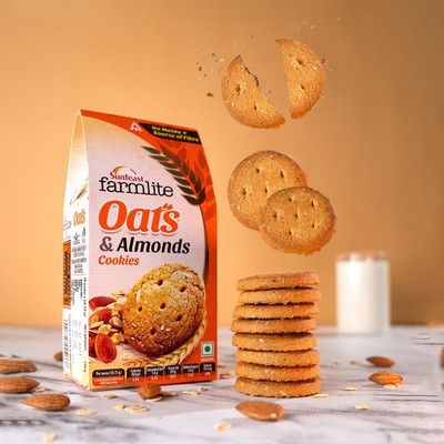 Sunfeast Farmlite Oats with Almonds Biscuits Digestive Biscuit(150 g)
