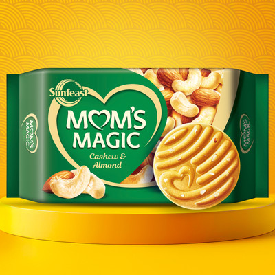 Sunfeast Mom's Magic Rich Cashew Almond Cookies | Roasted Cashew Almond Cookies Biscuit(560 g)