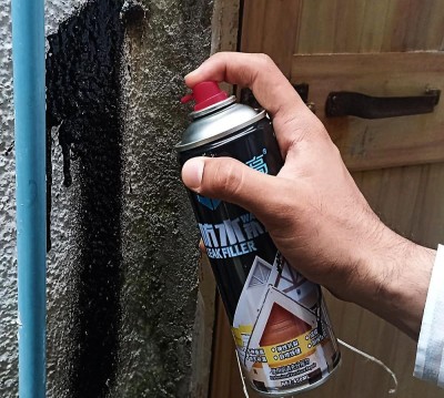 crockdile LeakFix: Fast-Acting Sealant Spray, Paintable, Works in Any Condition Crack Filler(450 g)