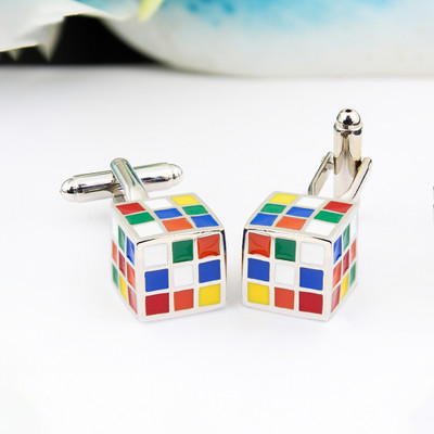 PELUCHE Brass Cufflink(Multicolor)