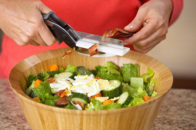 LJPBA clever cutter-01 Vegetable & Fruit Chopper(1)
