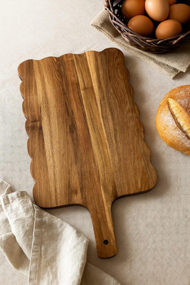 Brown Art Shoppee Acacia Wood Chopping Board with Handle for Meat, Cheese Board, Vegetables Wooden Cutting Board(Brown Pack of 1)