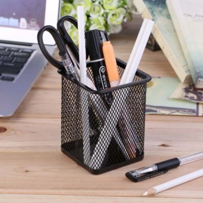 WOKQIXAK 1 Compartments Square Pen and Pencil Holder Black Wire Metal Mesh Holder for Desk Home Office Multipurpose(Black)