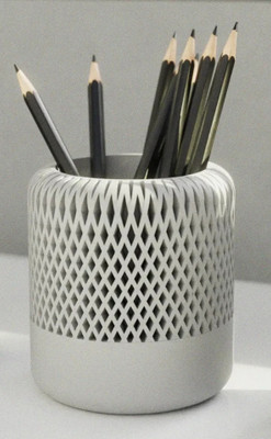 PEACE N JOY 1 Compartments Plastic Twisted Pencil Holder Desk Organizer for Home & Office - White - Style 3(White)