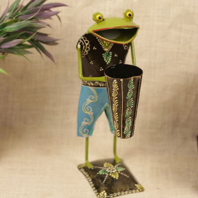 konst 1 Compartments Metal/Iron Handcrafted Iron Painted Frog Pen Stand(Multicolor, Green)