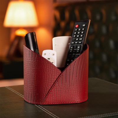 Three Sixty 4 Compartments Leather Desk Caddy(Maroon)