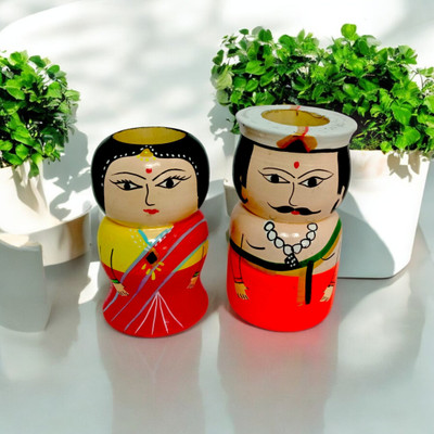 Aaditri crafts 2 Compartments wooden Hand-painted wooden doll set(Multicolor)