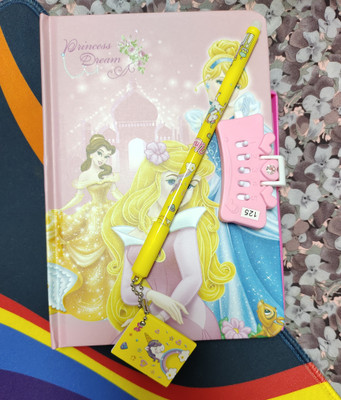 Paper Bear Princess Regular Diary Designer 80 Pages(Red)