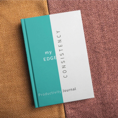 JOTANDGROW My Edge Consistency: Daily Planner & Meeting Diary with Time-Saving Frameworks A5 Journal ruled 192 Pages(Green, White)