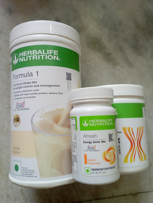 Herbalife Nutrition F1 SHAKE VANILLA FLAVOUR, PROTIEN POWDER AND PEACH AFRESH vanilla, soy, peach Powder(750 g, Pack of 3)