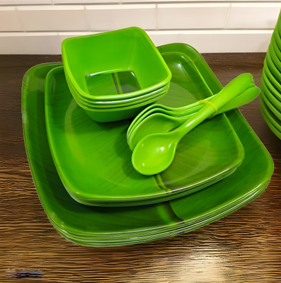 Inpro Pack of 16 Melamin Banana Leaf Dinner set stackable and reusable dishwasher safe plates and bowls. Dinner Set(Green)