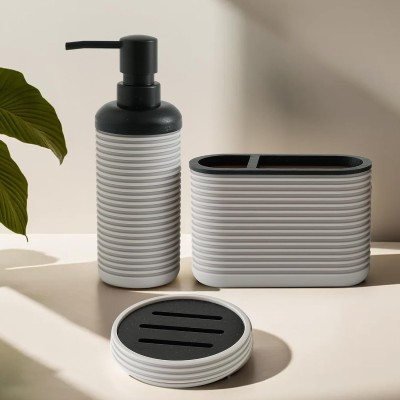 UMAI Ceramic Bathroom Set